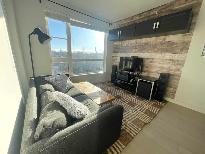 414 1621 HAMILTON AVENUE - photo 3 of 15