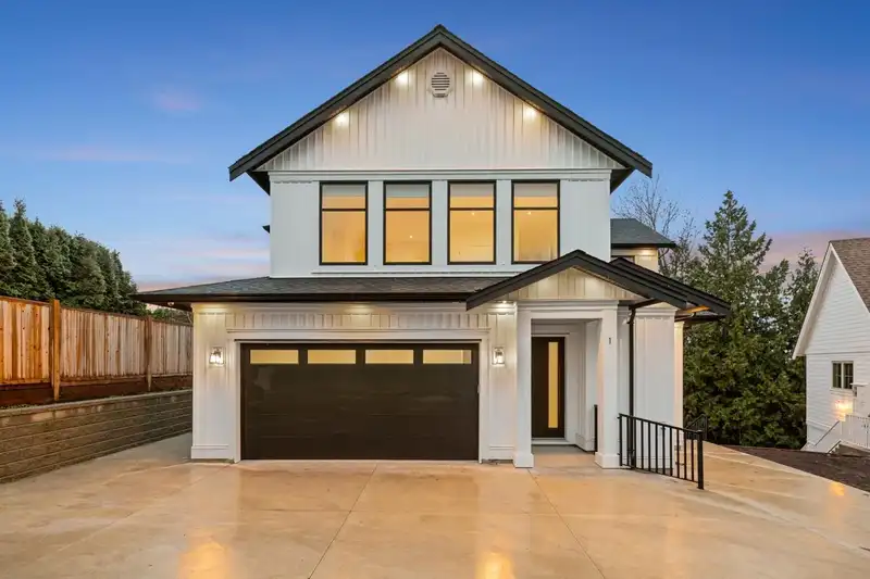 1 35133 CHRISTINA PLACE - photo 1 of 40