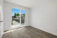 11 5900 MUIR DRIVE - thumbnail 3