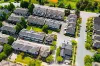 11 5900 MUIR DRIVE - thumbnail 5