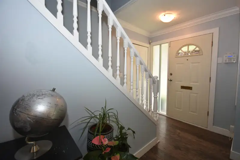 4618 HAWTHORNE PLACE - photo 3 of 40