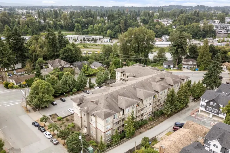 221 2515 PARK DRIVE - photo 3 of 25