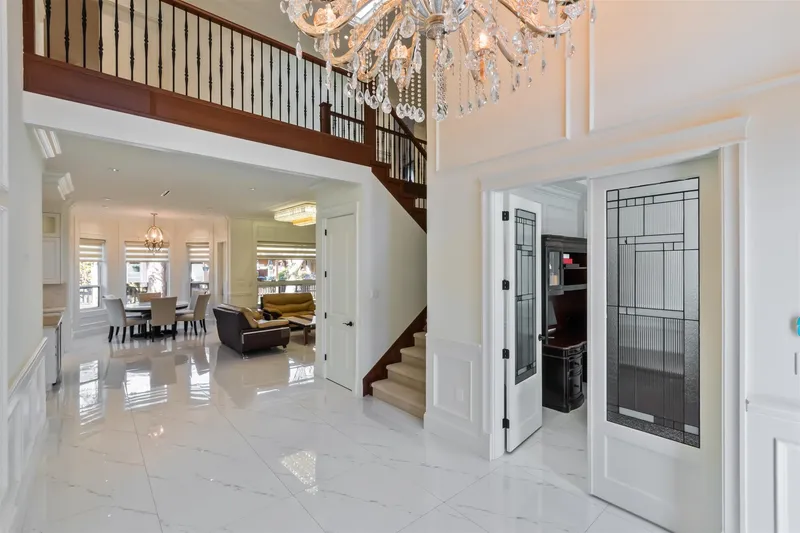 8371 MOWBRAY ROAD - photo 4 of 25