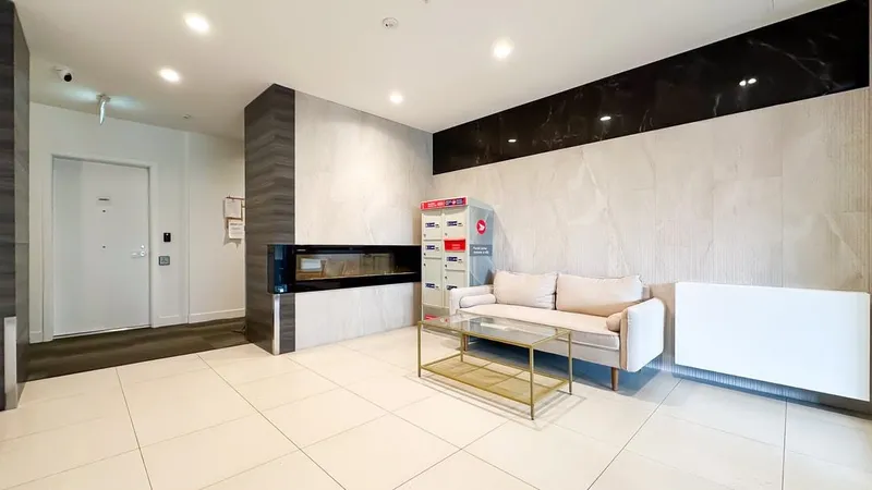 302 6733 CAMBIE STREET - photo 4 of 24