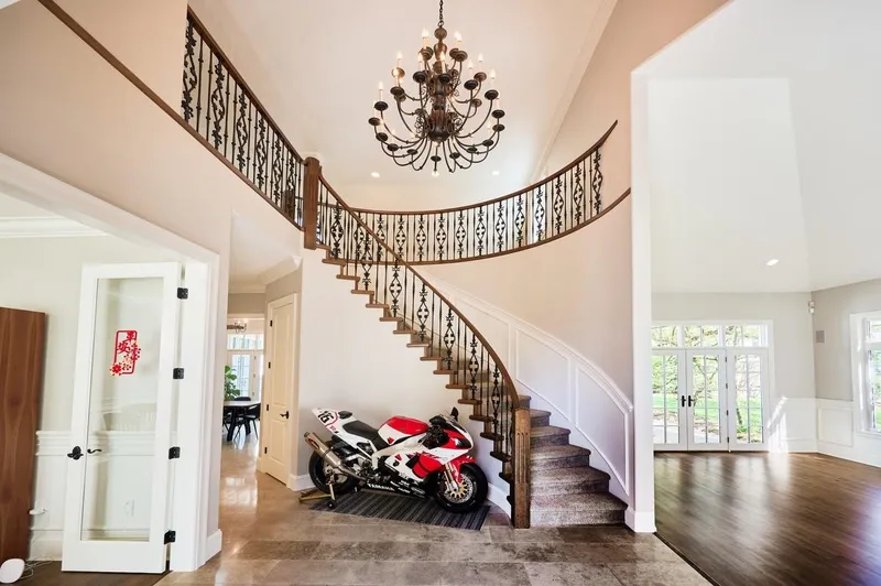 1373 GLENBROOK STREET - photo 2 of 25