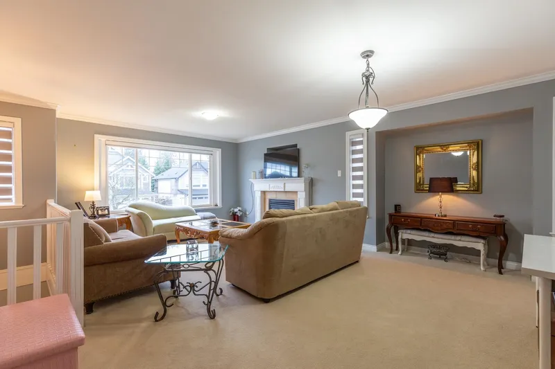 32967 EGGLESTONE AVENUE - photo 2 of 25