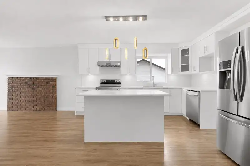 31021 CREEKSIDE DRIVE - photo 3 of 13