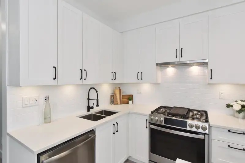 302 20673 78 AVENUE - photo 4 of 27