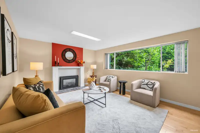 2705 HENRY STREET - photo 1 of 24