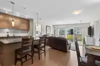 221 15745 CROYDON DRIVE - thumbnail 1