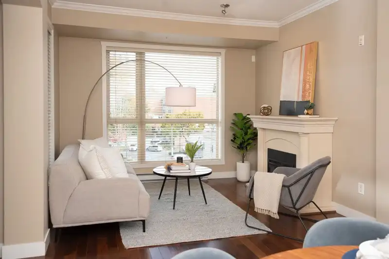 317 2627 SHAUGHNESSY STREET - photo 3 of 40