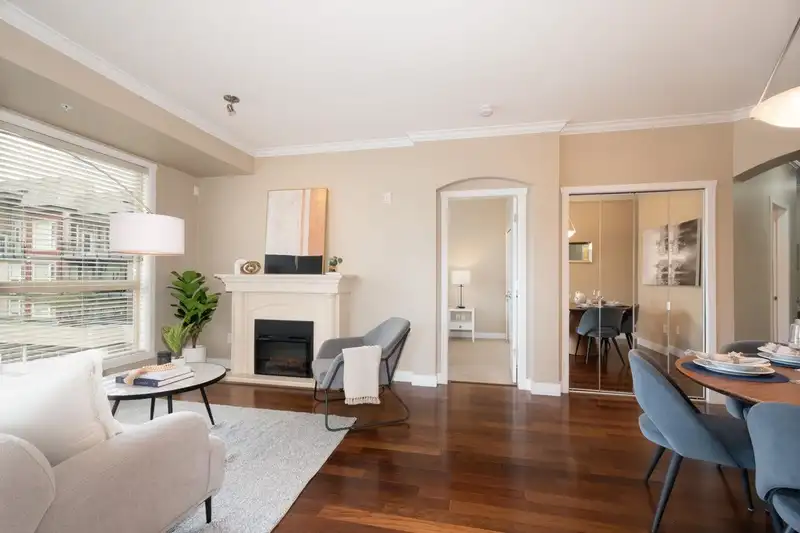 317 2627 SHAUGHNESSY STREET - photo 4 of 40