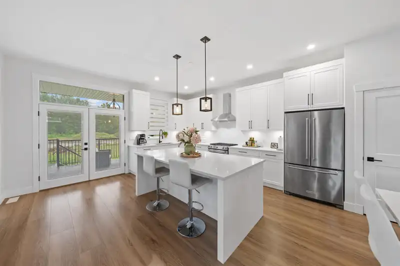 13532 BIRDTAIL DRIVE - photo 2 of 40
