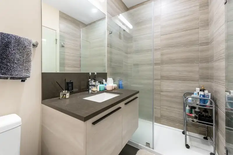 1805 6383 MCKAY AVENUE - photo 4 of 28