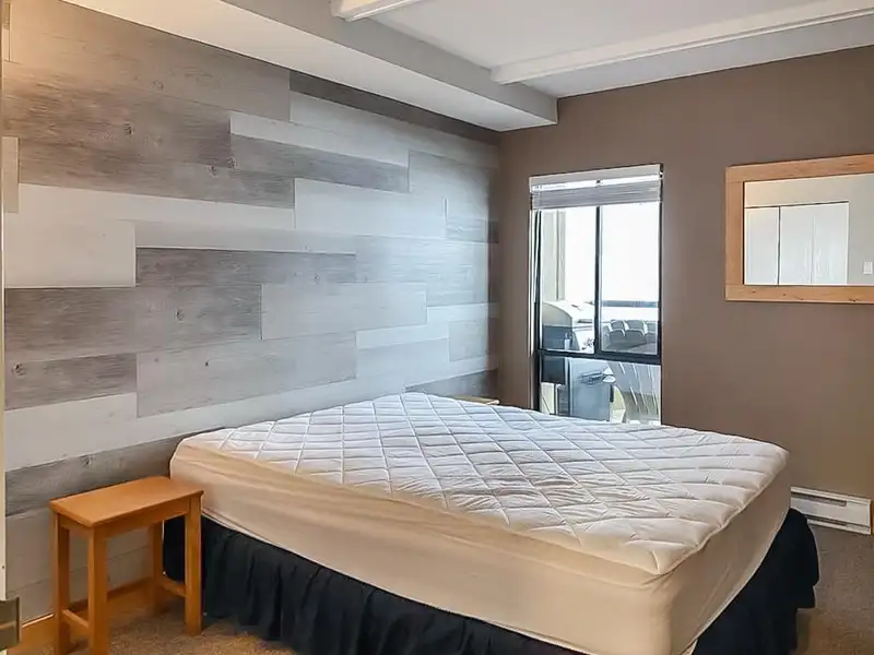 104A 21000 ENZIAN WAY - photo 4 of 14