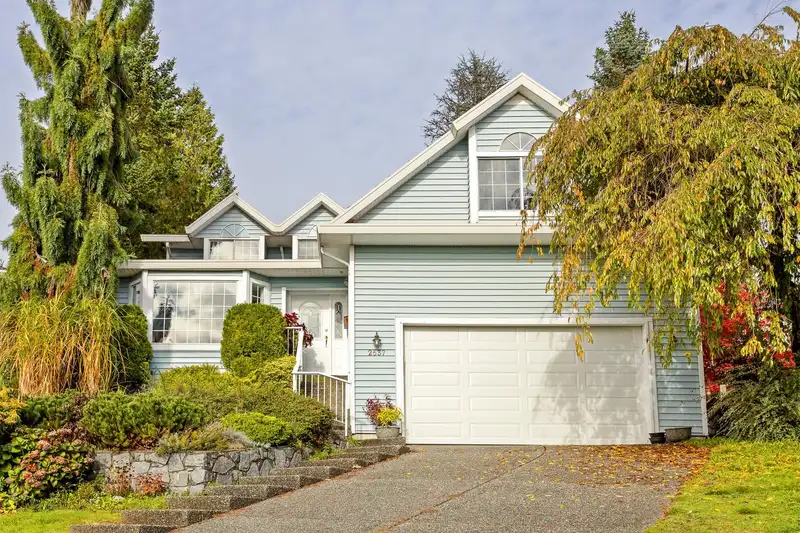 2537 JASMINE COURT - photo 1 of 31