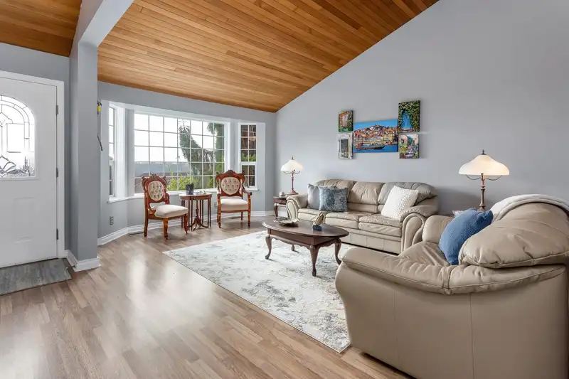 2537 JASMINE COURT - photo 2 of 31