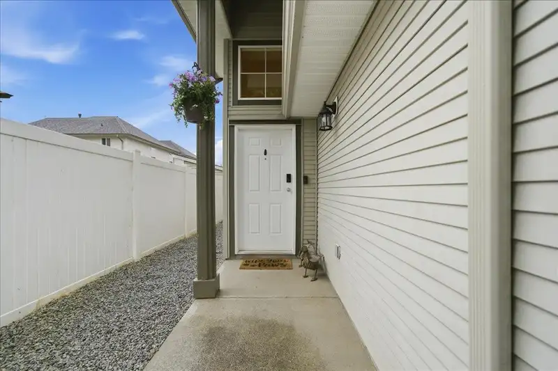 6885 INKMAN ROAD - photo 2 of 40