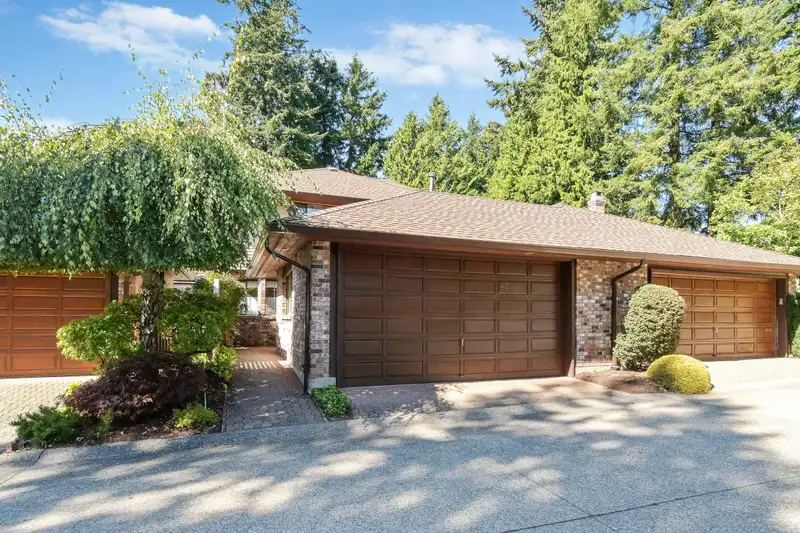 42 1725 SOUTHMERE CRESCENT - photo 2 of 33