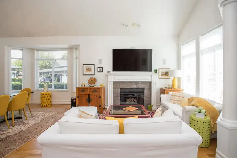 34 14909 32 AVENUE - photo 3 of 35