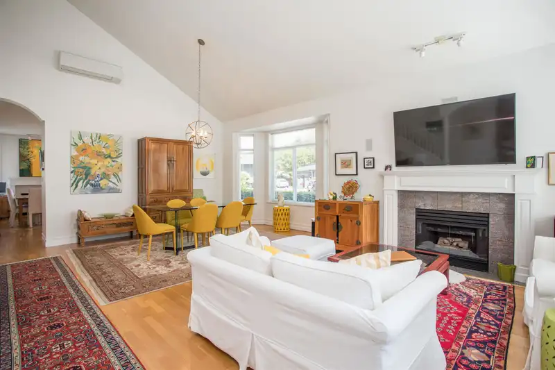 34 14909 32 AVENUE - photo 4 of 35
