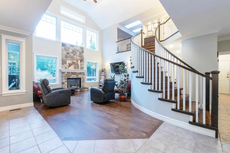 12595 POWELL STREET - photo 4 of 25