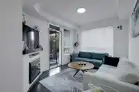 204 13897 FRASER HIGHWAY - thumbnail 2