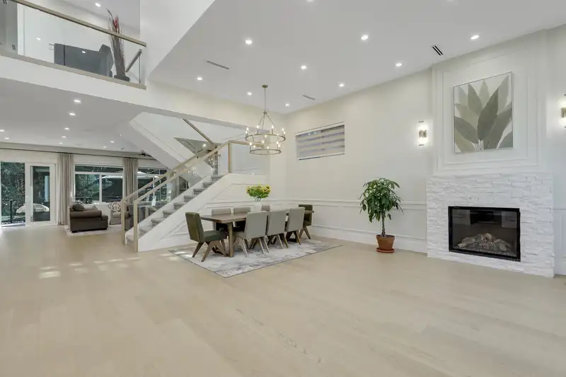 19632 31A AVENUE - photo 3 of 40