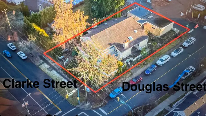 84 DOUGLAS STREET - photo 1 of 1