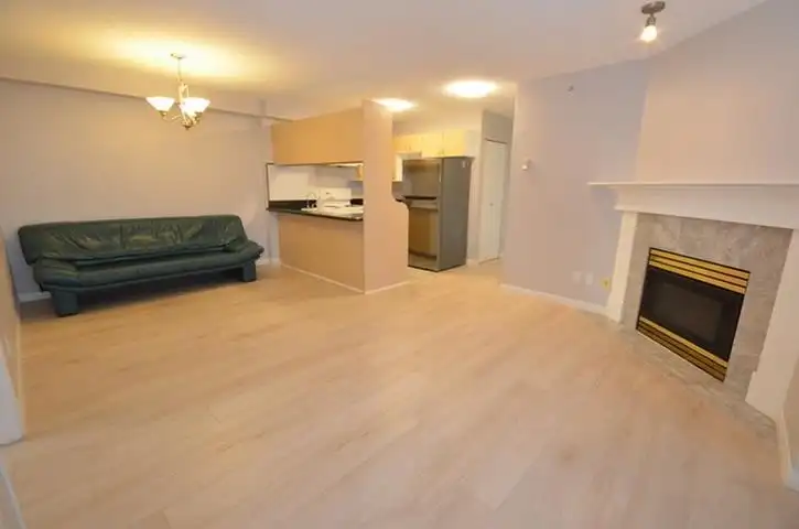 1201 6611 COONEY ROAD - photo 3 of 22