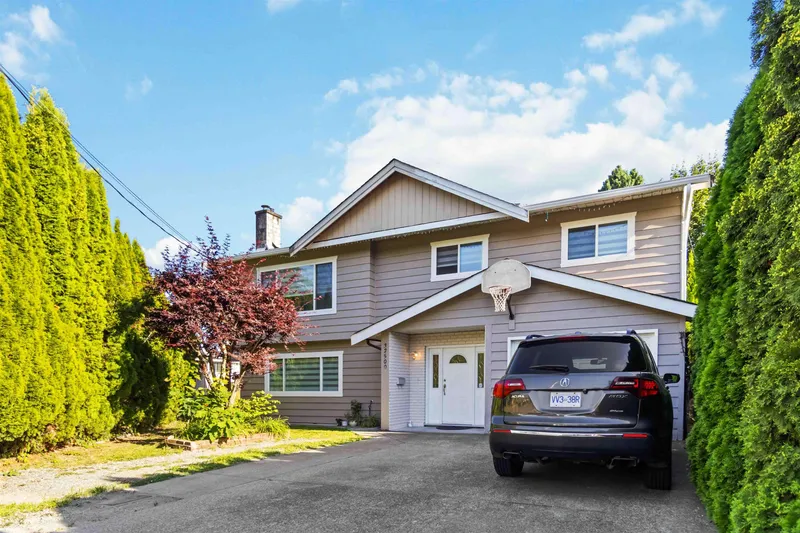 32500 EMERALD AVENUE - photo 2 of 25