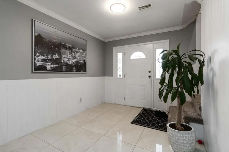 32500 EMERALD AVENUE - photo 4 of 25