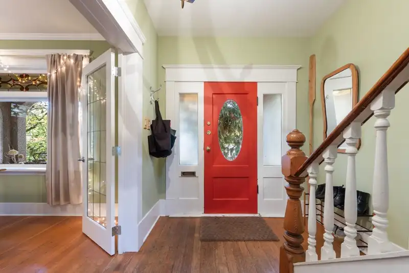 1136 E 10TH AVENUE - photo 1 of 40
