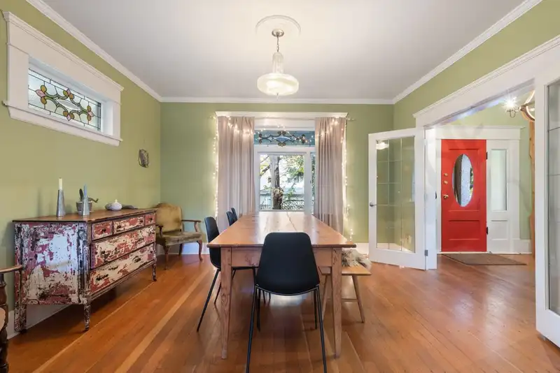 1136 E 10TH AVENUE - photo 3 of 40