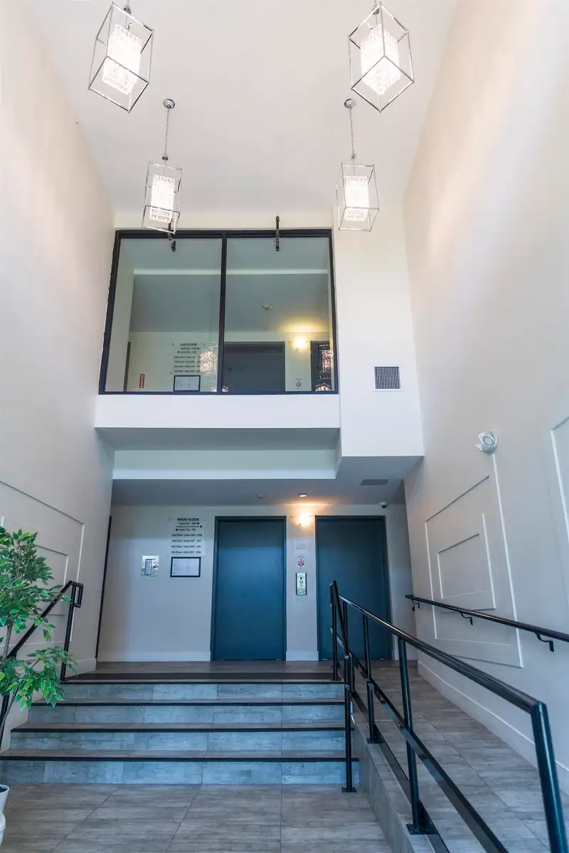 415 15351 101 AVENUE - photo 4 of 21