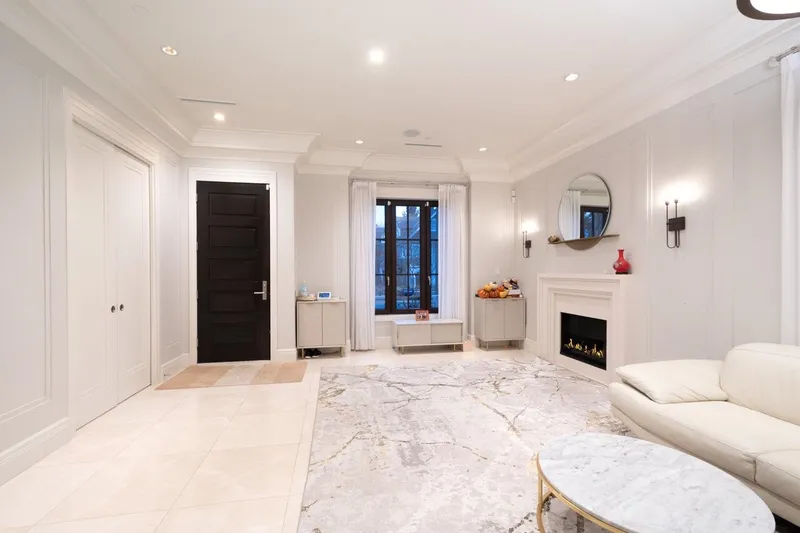 3739 W 24TH AVENUE - photo 4 of 25