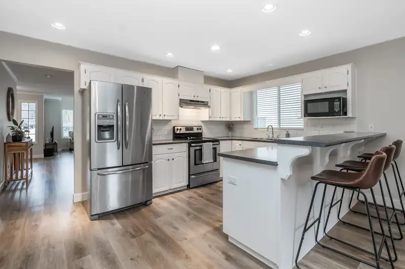 44621 MONTE VISTA DRIVE - photo 4 of 39