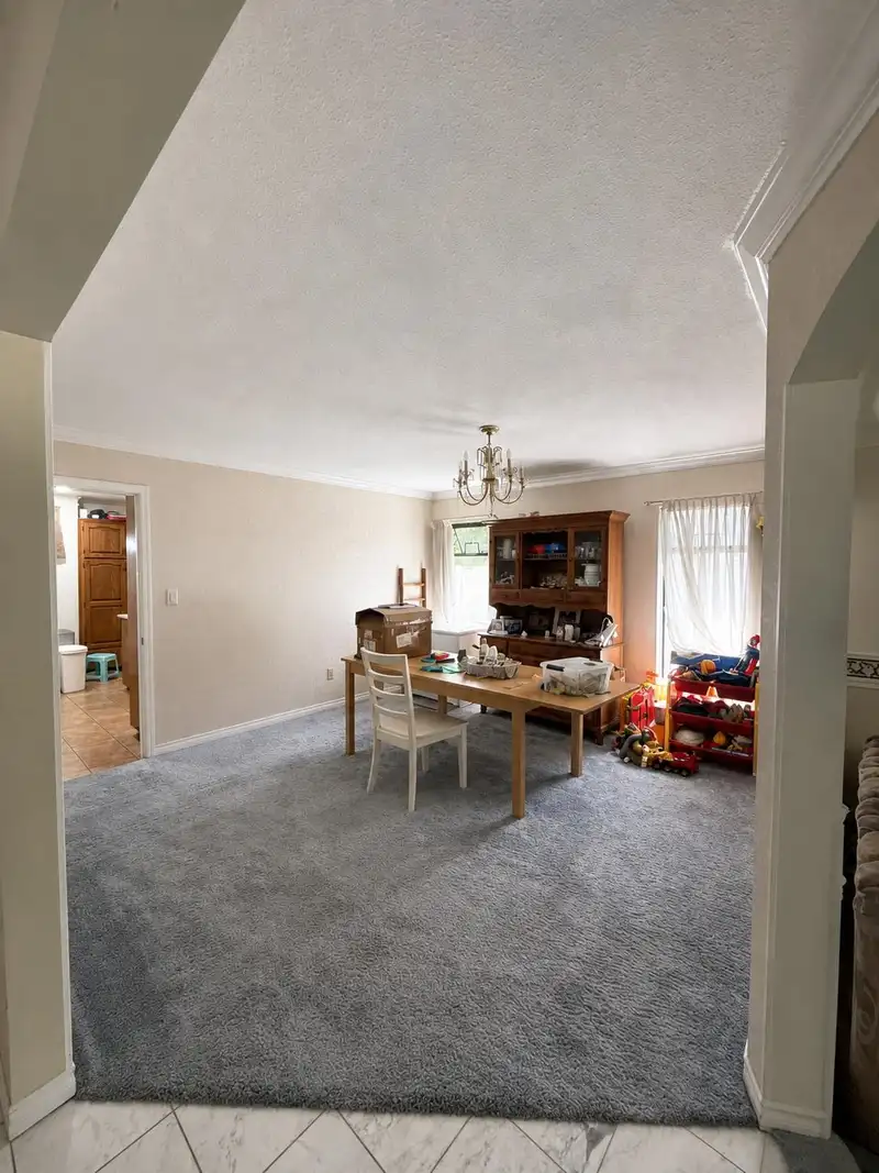 6268 131A AVENUE - photo 4 of 36
