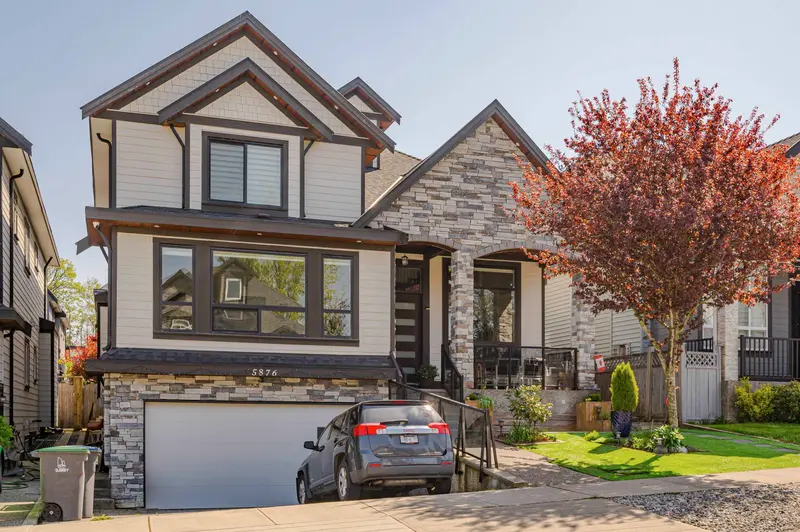 5876 139A STREET - photo 3 of 25