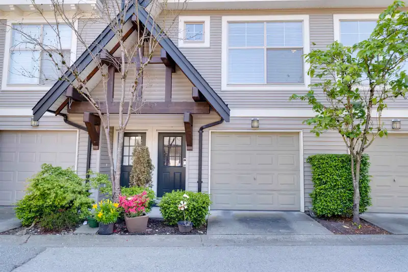 30 15152 62A AVENUE - photo 1 of 35