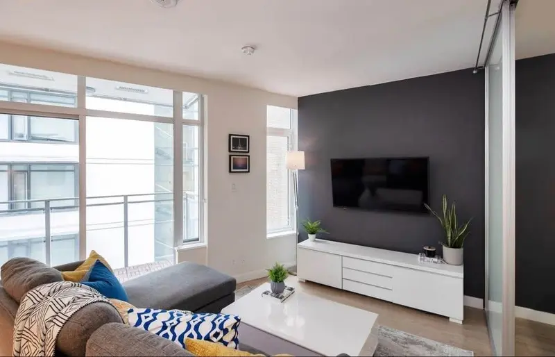 302 161 E 1ST AVENUE - photo 4 of 11