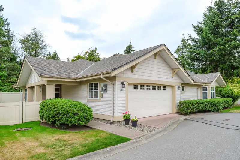 53 8555 209 STREET - photo 1 of 37