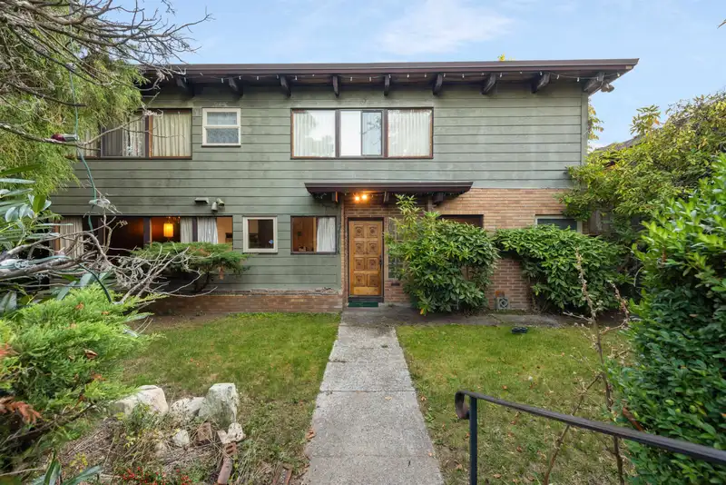 756 W 53 AVENUE - photo 1 of 40