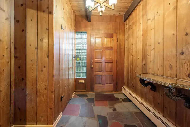 756 W 53 AVENUE - photo 3 of 40