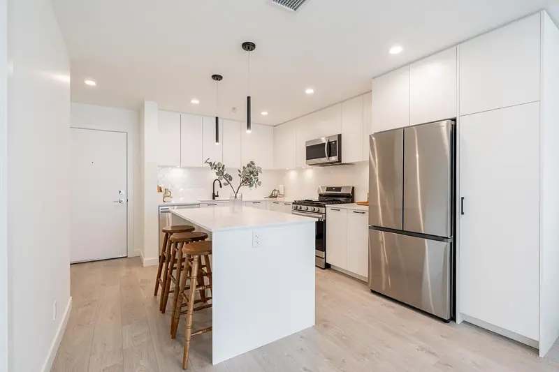 G408 8380 200A STREET - photo 3 of 25