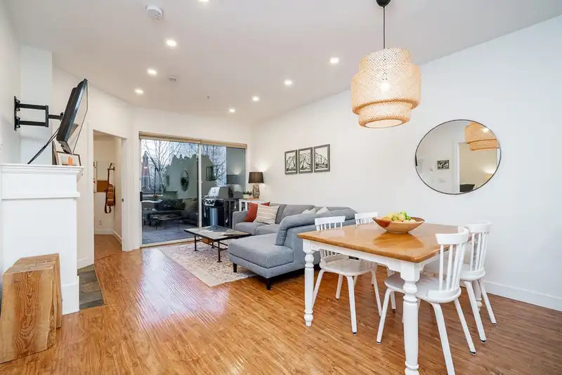 202 131 W 3RD STREET - photo 2 of 32