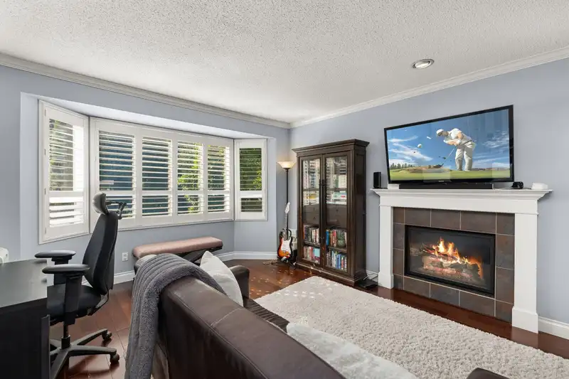 6714 NICHOLSON ROAD - photo 4 of 40