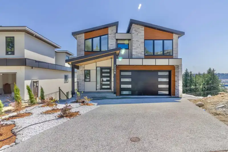 2256 MONASHEE COURT - photo 1 of 40
