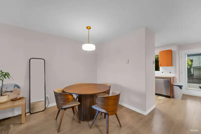 5 7360 GILBERT ROAD - photo 3 of 31