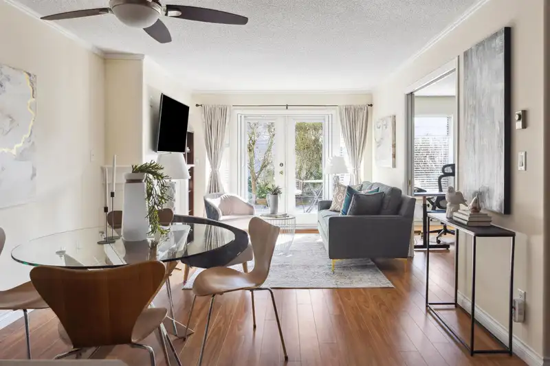 104 67 MINER STREET - photo 2 of 39